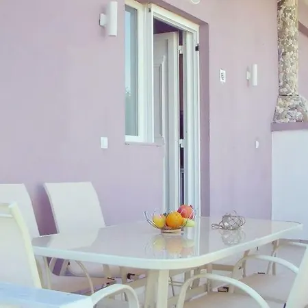 Ilia's House Апартаменты Akti Salonikiou
