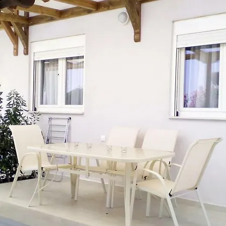 Ilia's House *